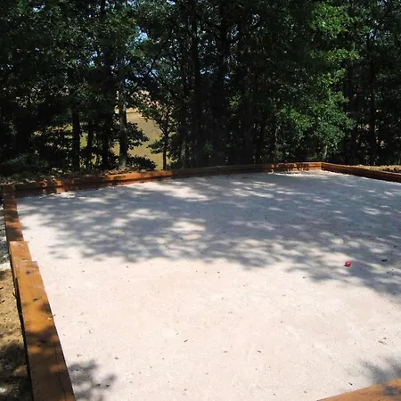 Spacieux Avec Piscine Partagee A Maurens 120 M²