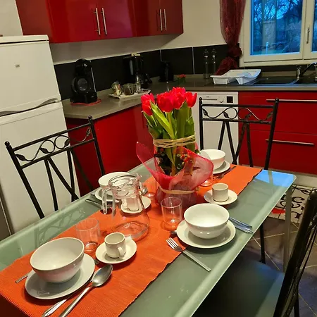 Spacieux Avec Piscine Partagee A Maurens 120 M² Apartment Maurens (Gers)