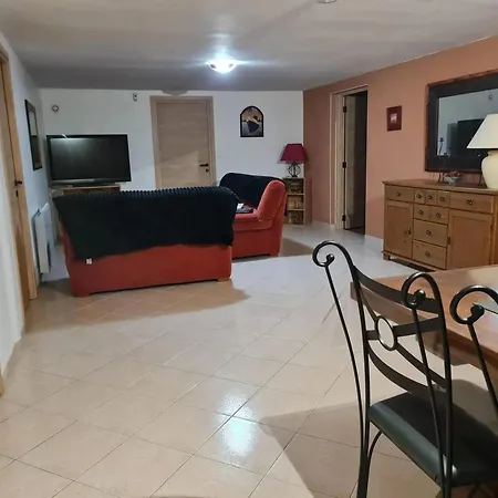Apartment Spacieux Avec Piscine Partagee A Maurens 120 M² *