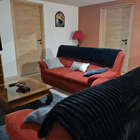 Spacieux Avec Piscine Partagee A Maurens 120 M² Διαμέρισμα Maurens (Gers)